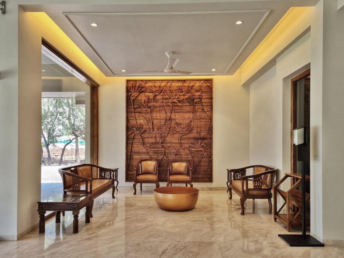 The Pavillion Hotel Kolhapur Exterior photo