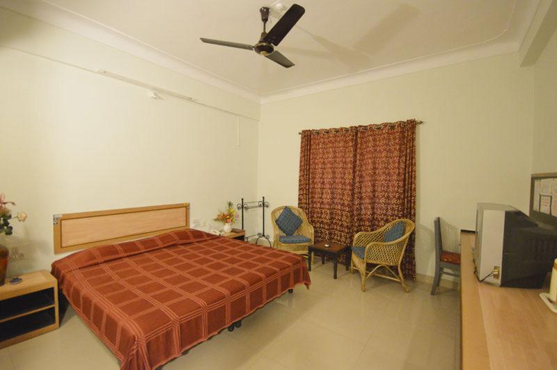 The Pavillion Hotel Kolhapur Exterior photo