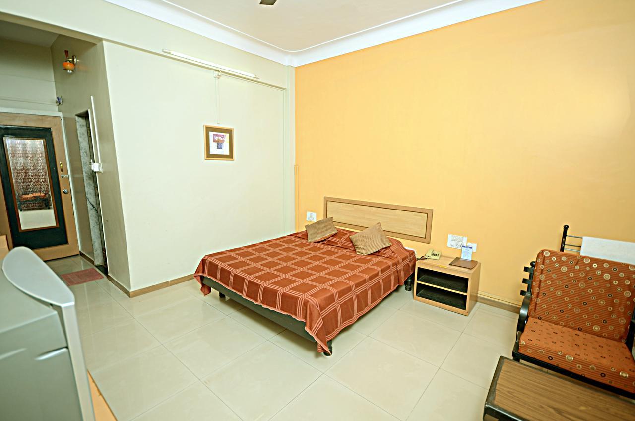 The Pavillion Hotel Kolhapur Exterior photo